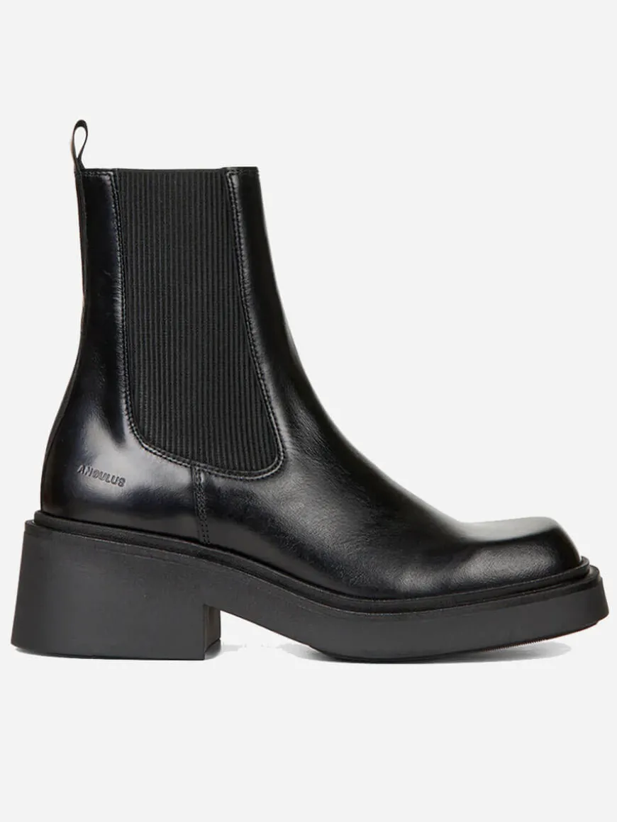 Clea Chelsea Boot 7775