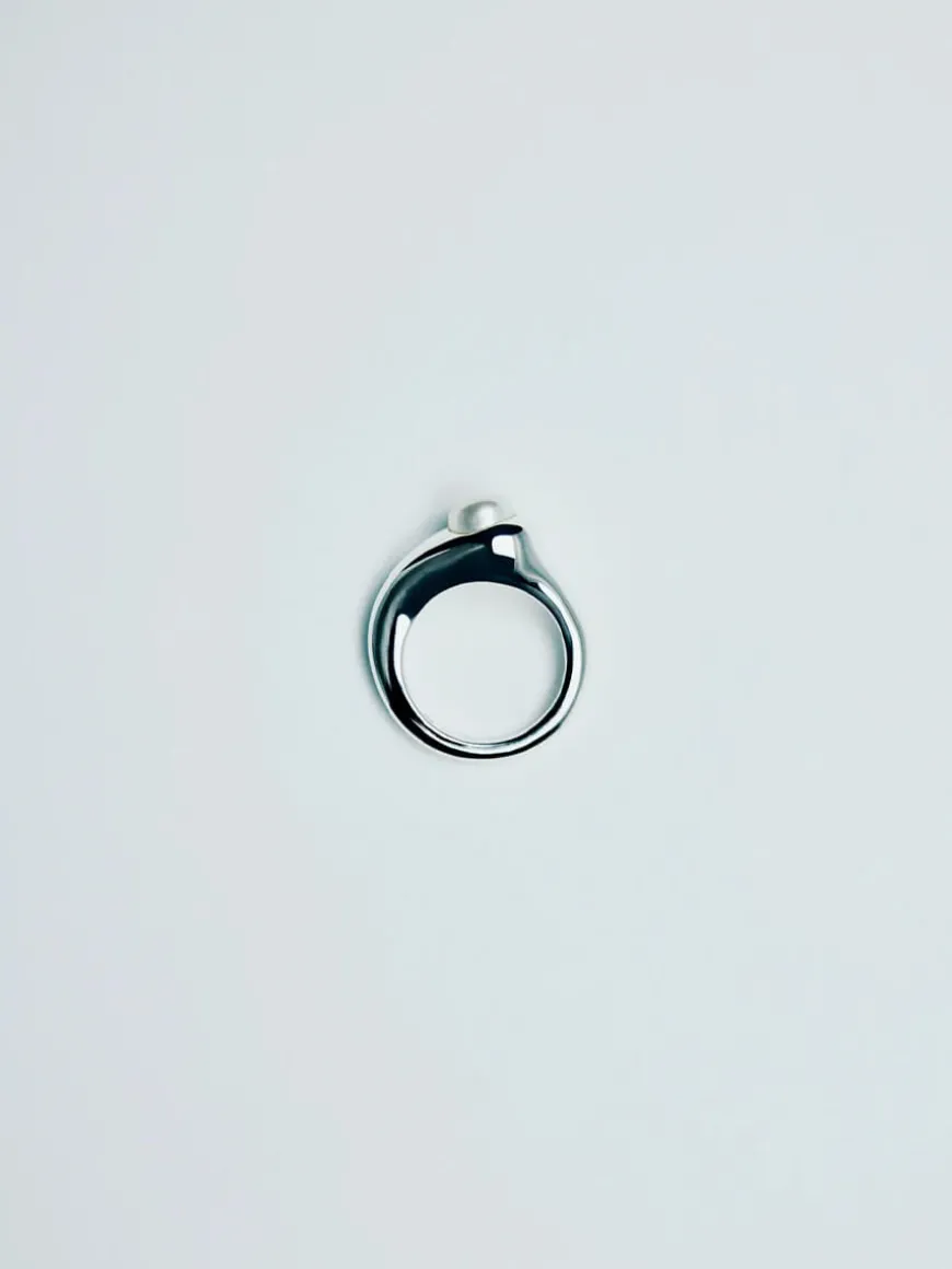 Dualism Freshwater Pearl Ring - Silver