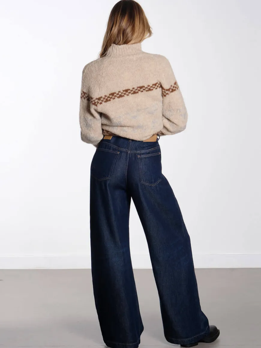 Nelly Jumper