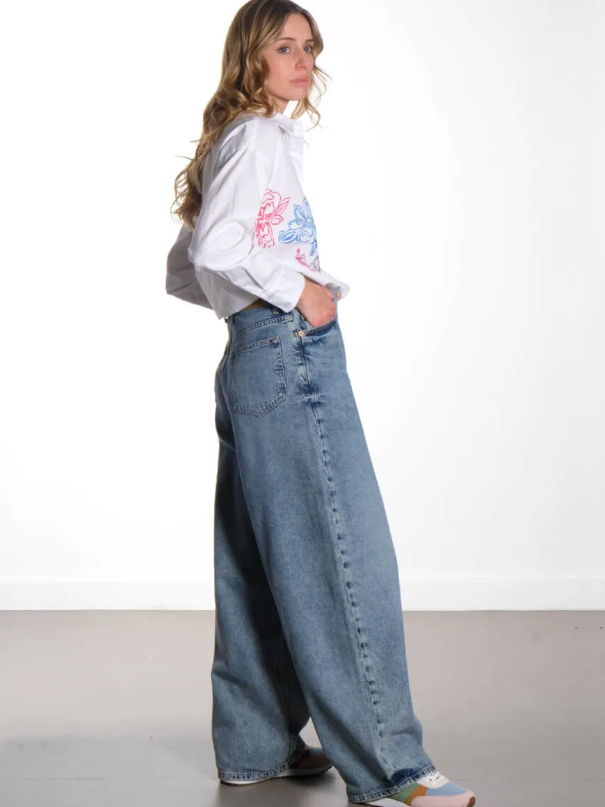 Saharper Jeans