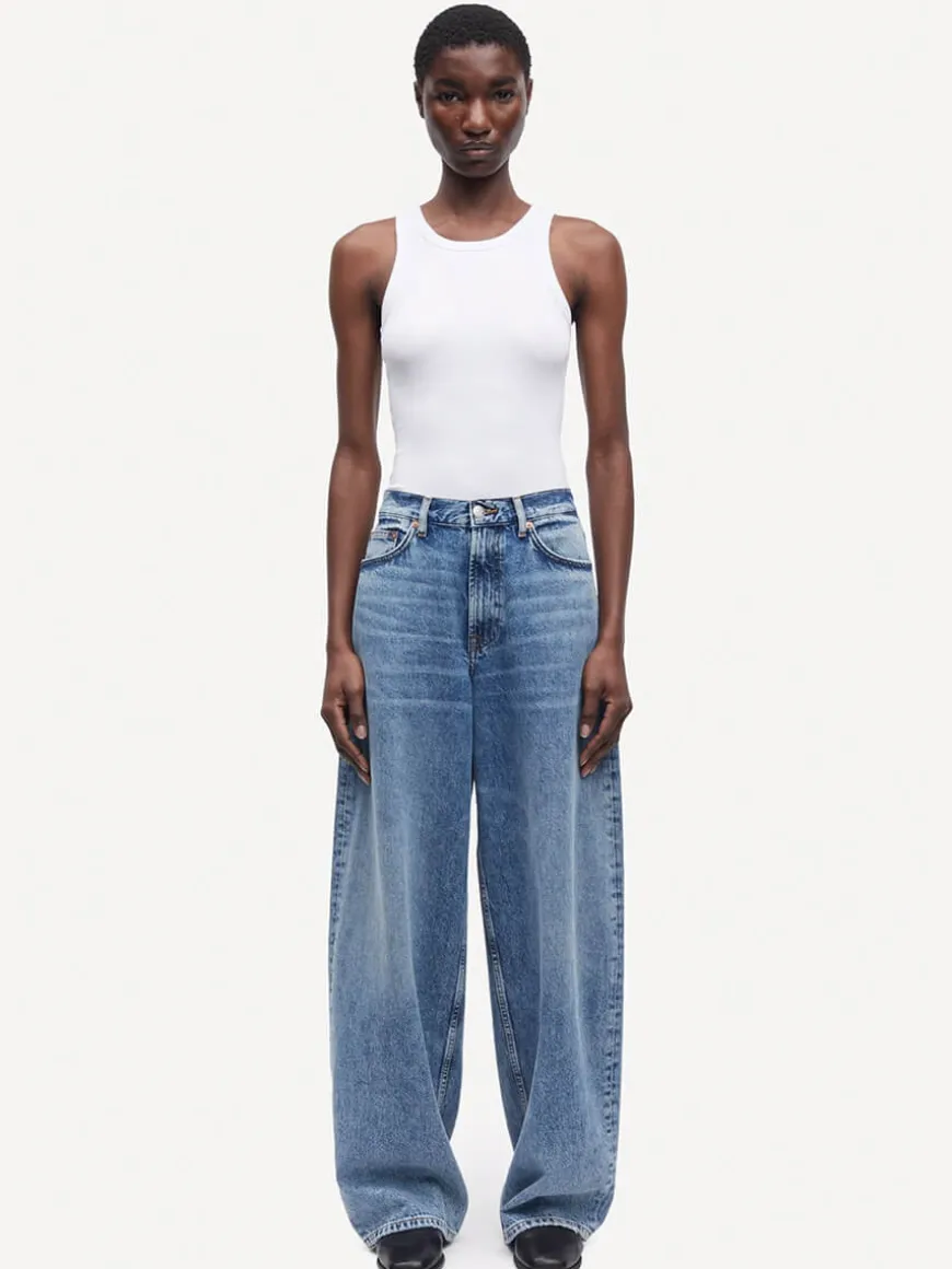 Saharper Jeans